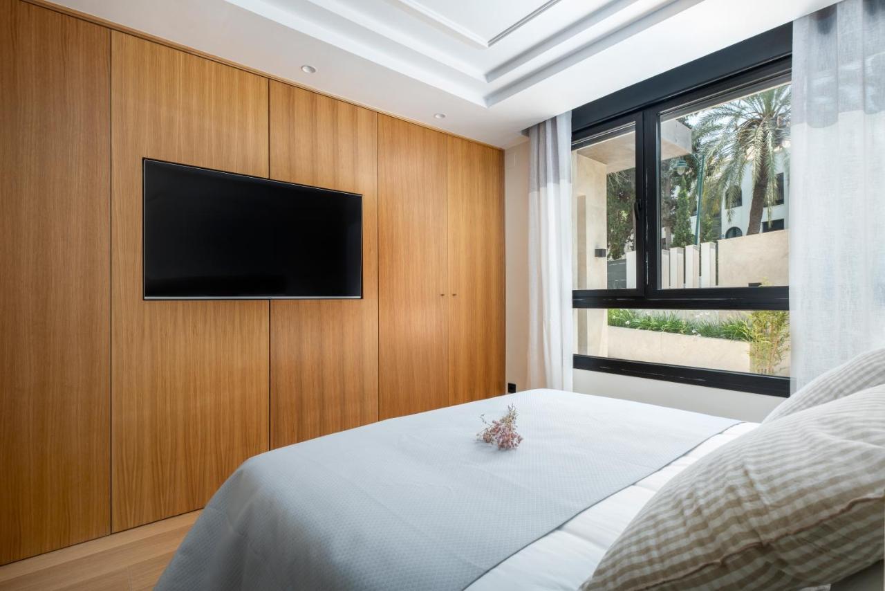 Apartamentos La Zagalilla マラガ エクステリア 写真