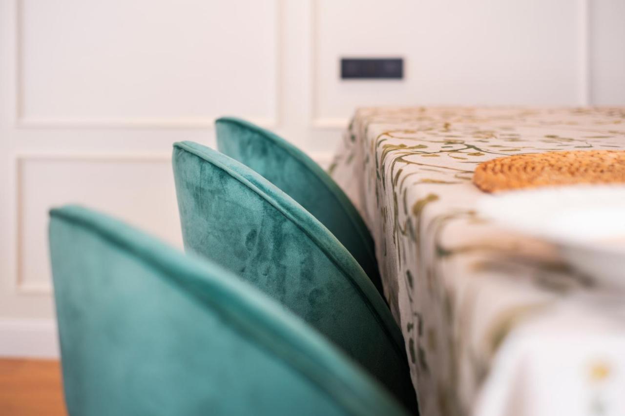 Apartamentos La Zagalilla マラガ エクステリア 写真