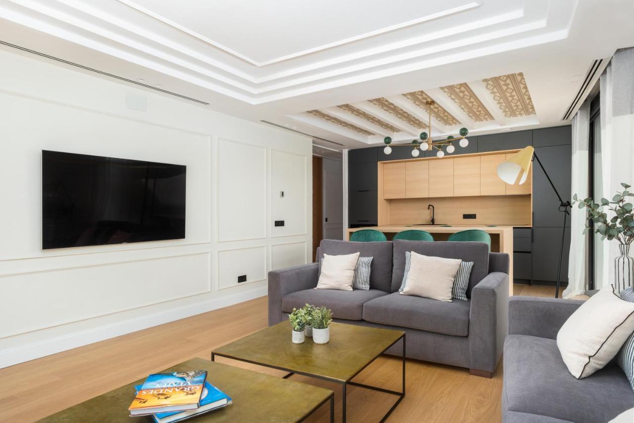 Apartamentos La Zagalilla マラガ エクステリア 写真
